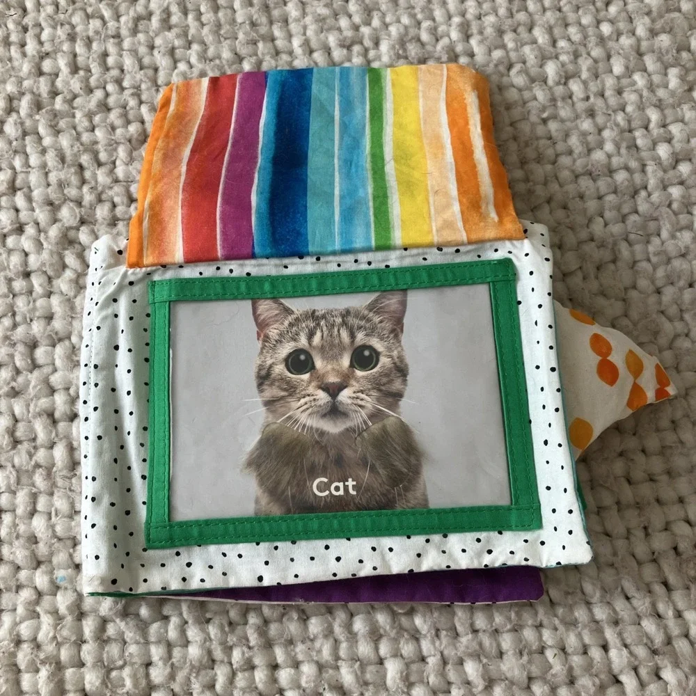 Lovevery Soft Cloth Baby Activity Book Tactile Sensory Crinkle Pages Rainbow Cat